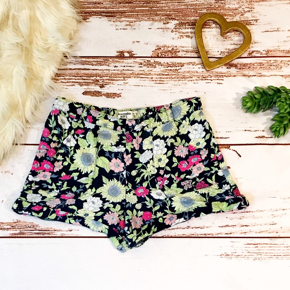 Abercrombie and Fitch floral shorts 11/12